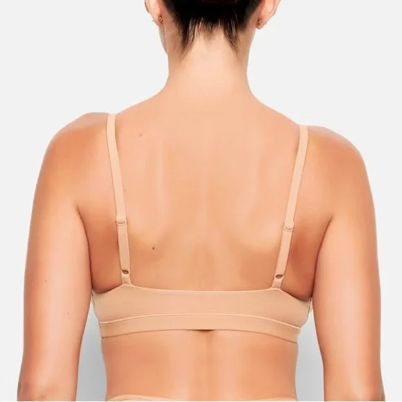 Skims Fits Everyone Triangle Bralette in Mica - Picture 3 of 6